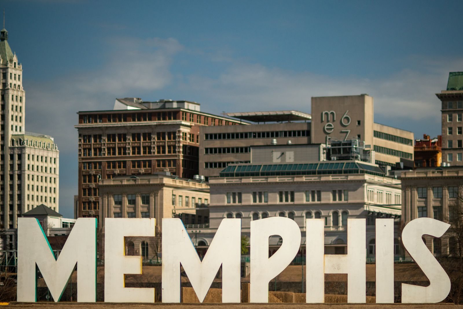 Memphis sign and city skyline
